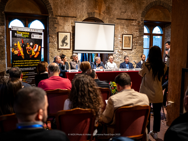 Taormina food expo 2023 - Convegno - Le professioni dell'Accoglienza turistica e la valorizzazione del territorio